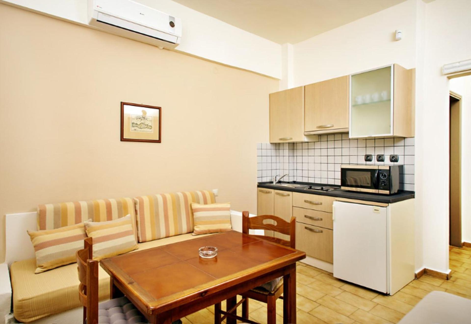 Lili Apartments,Oasis 2,5 Km From Hania Center Parigoria Exterior foto